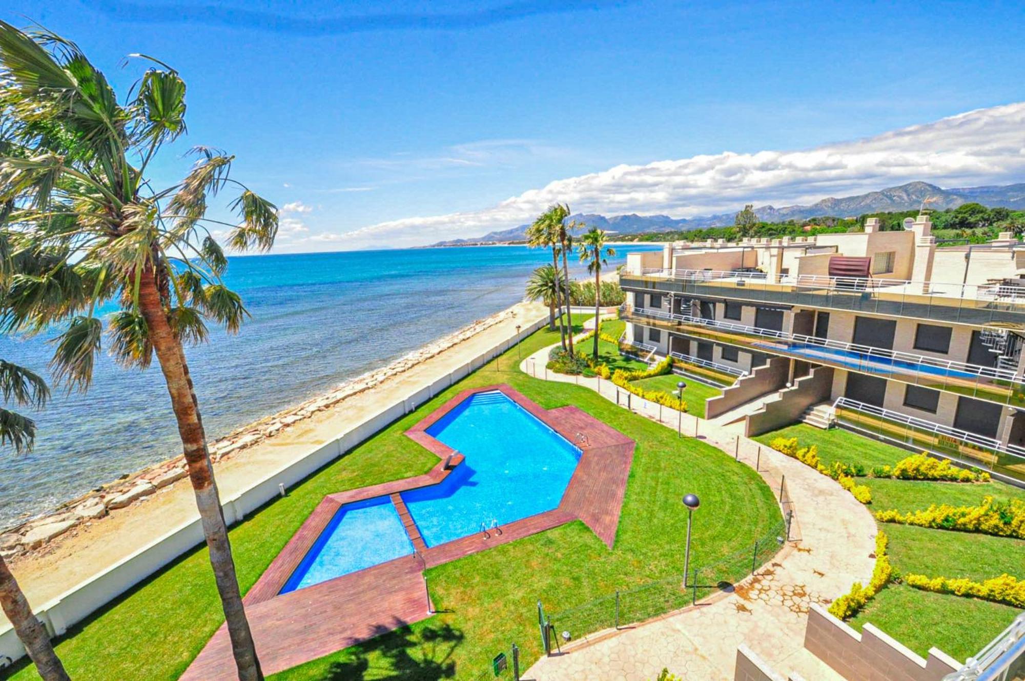 Апартаменты Di Mare Litoral Costa Dorada - Only Families Mont-roig del Camp Экстерьер фото